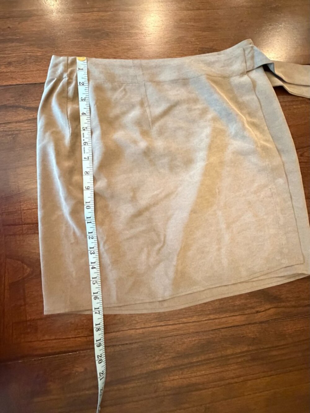90's Express Silk Women's Army Green Set, Mini Skirt, Soft, Office, Size Medium - Picture 13 of 15